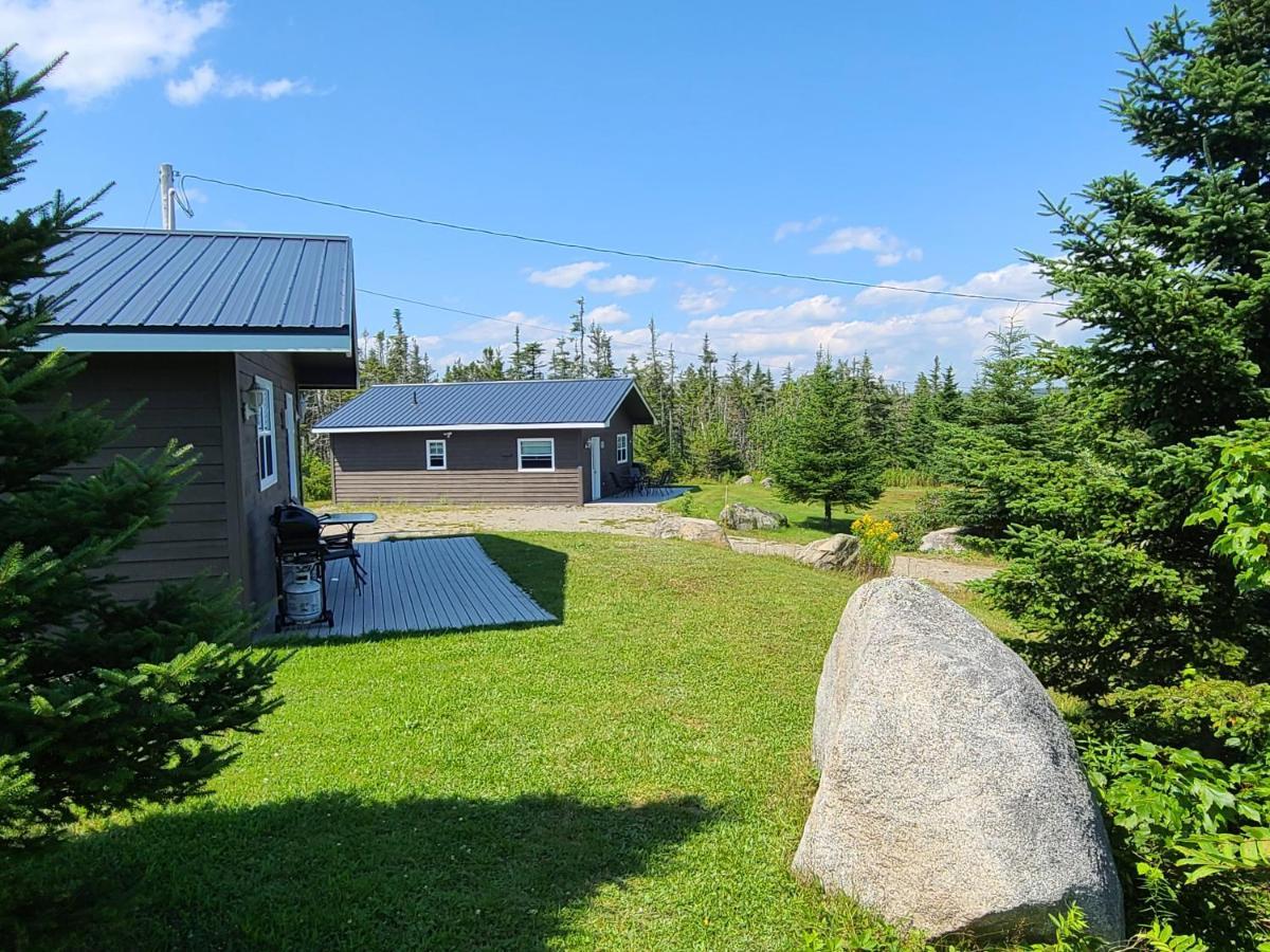 Lonely Rock Seaside Bungalows Larry's River Exterior photo