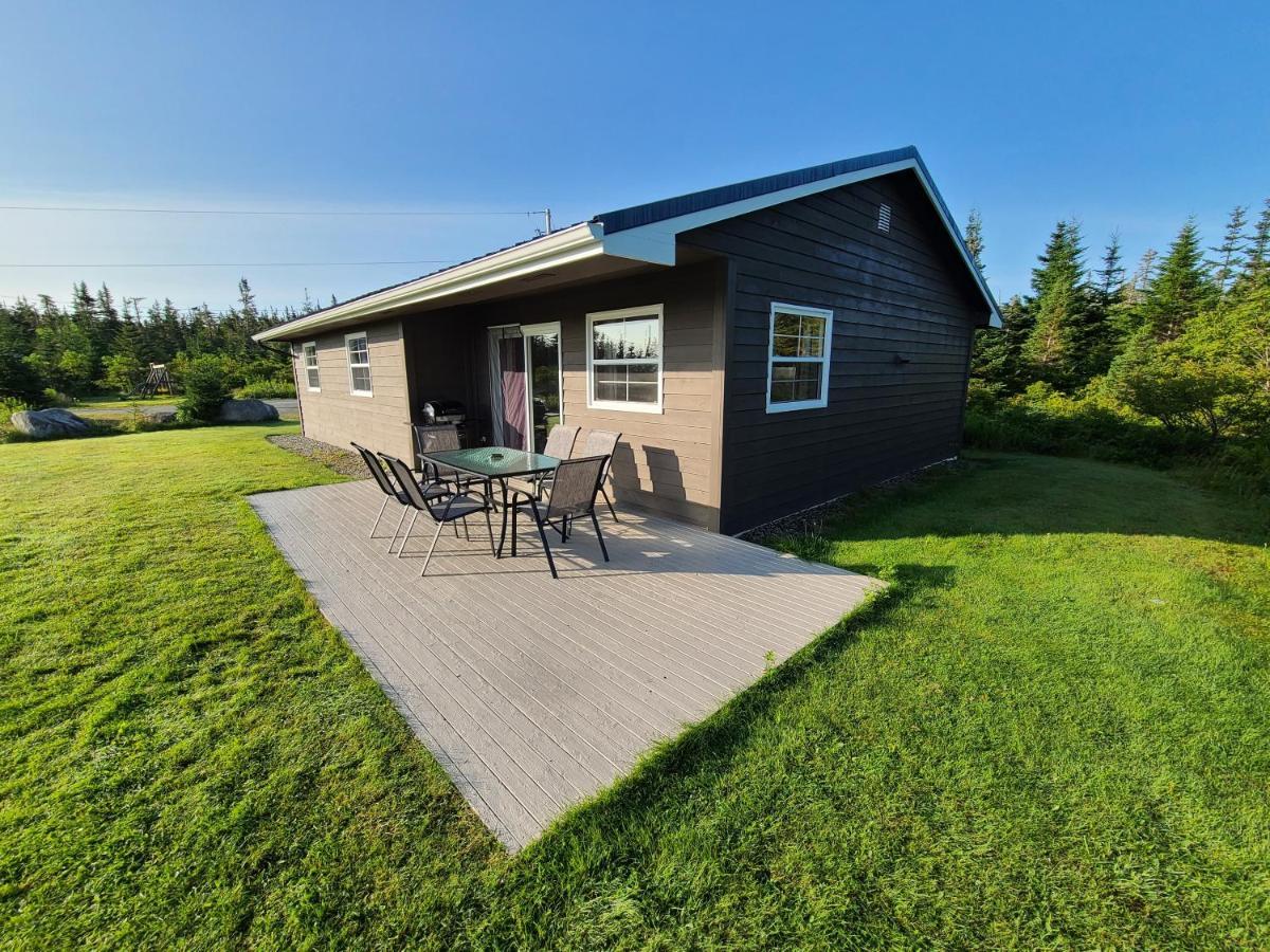 Lonely Rock Seaside Bungalows Larry's River Exterior photo